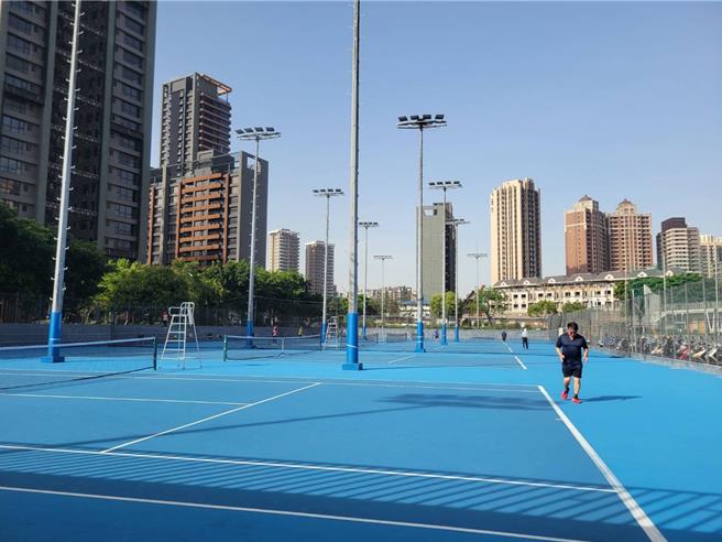 塔科尼：我看到了斯帕莱蒂的激情；尤文还需展现更强的意志力